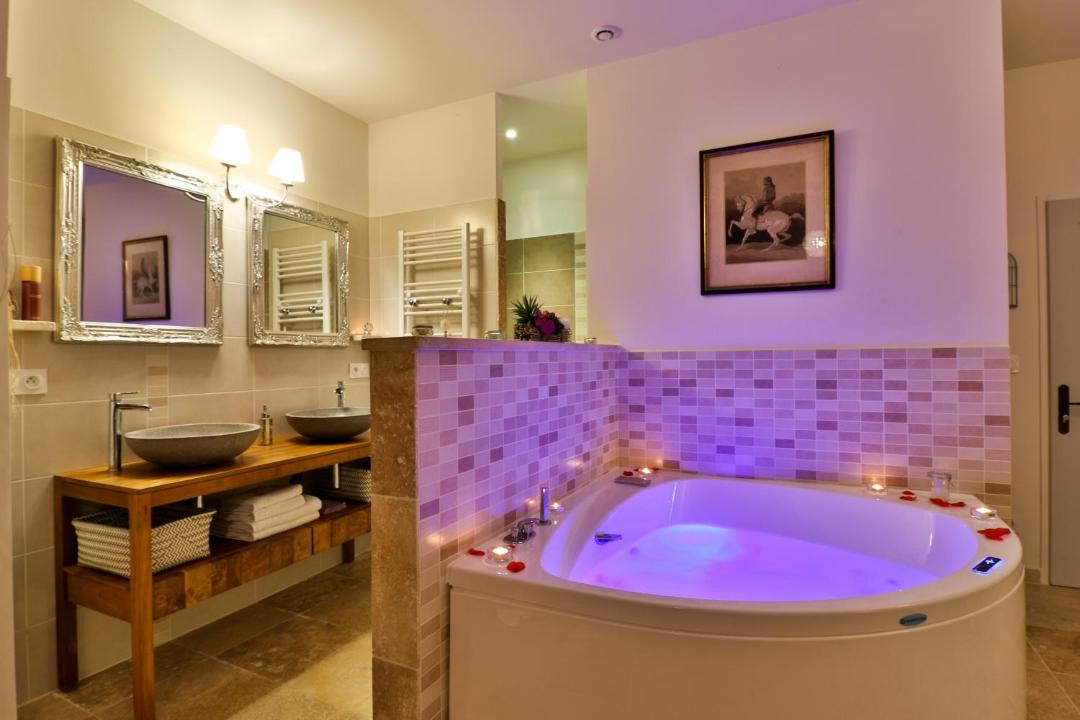 Photo of Bathroom in Pernes-les-Fontaines