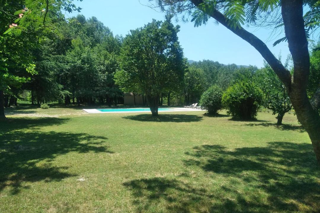 Photo of Outdoor in Saint-Martin-de-Castillon
