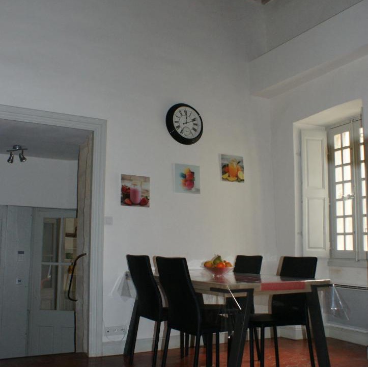 Photo of Others in Noves