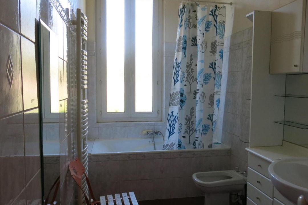 Photo of Bathroom in Montolivet