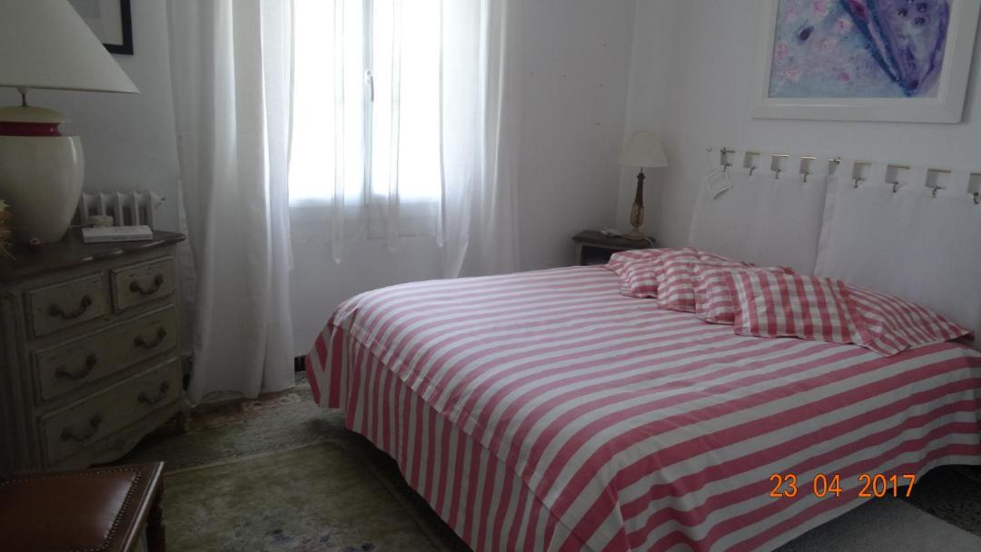 Photo of Bedroom in Crillon-le-Brave
