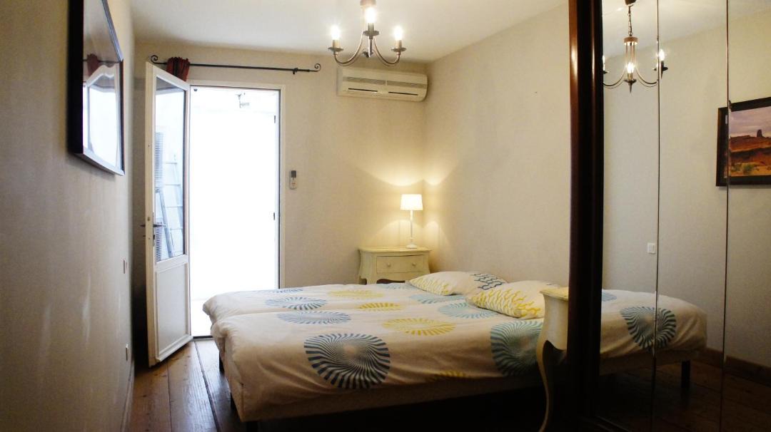 Photo of Bedroom in Avignon City Centre