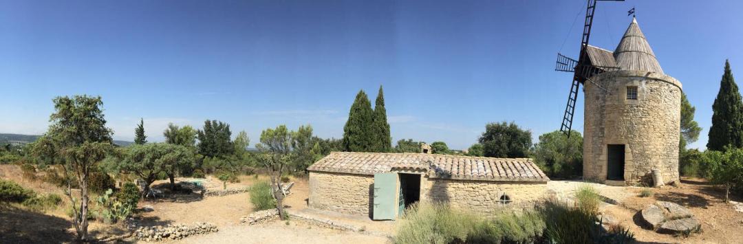 Photo of Buildings in Castillon-du-Gard