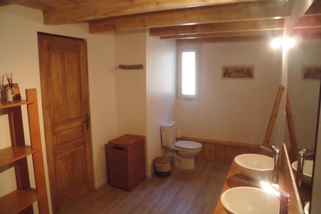 Photo of Bathroom in Aups