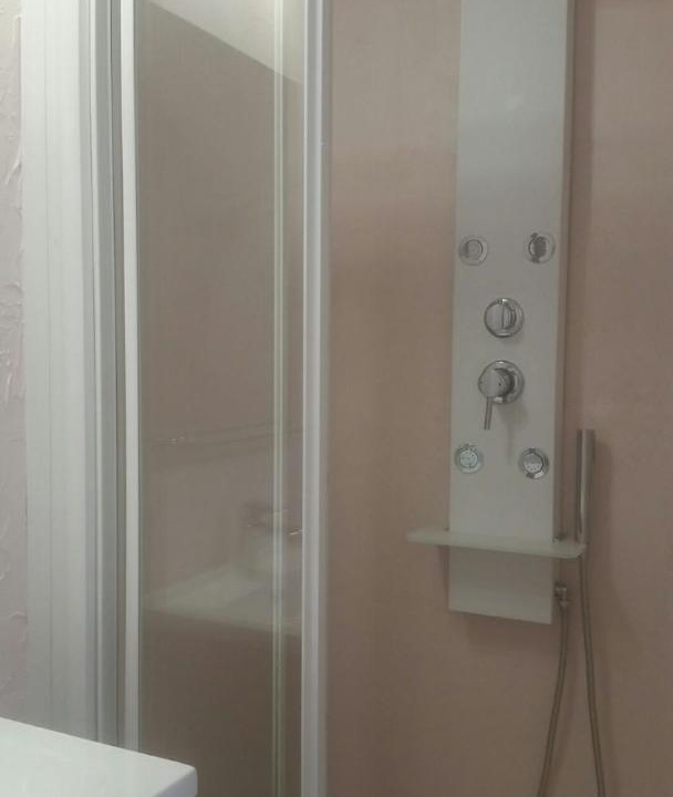 Photo of Bathroom in Remoulins