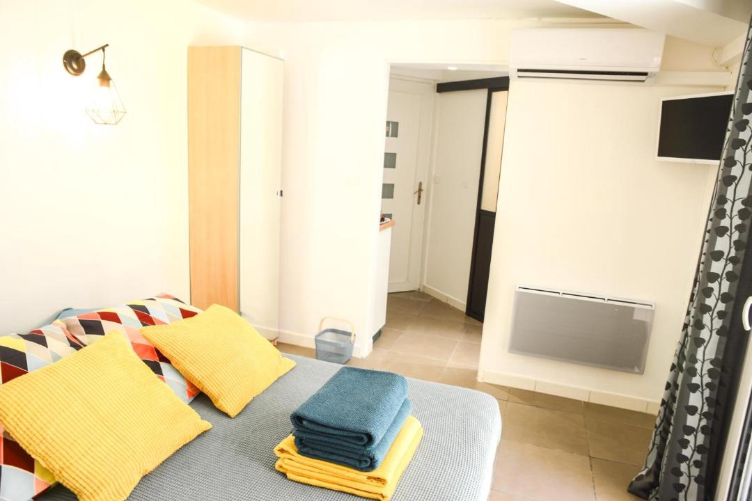 Photo of Bedroom in Avignon