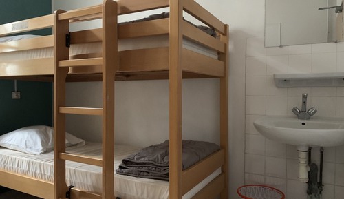 Shared Dormitory, Women only (Bed in)