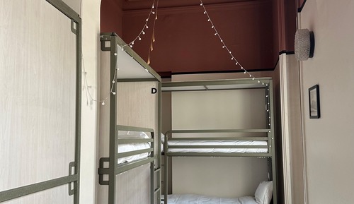 Room, Men only