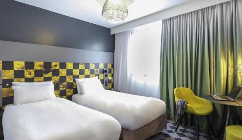 Standard Twin Room