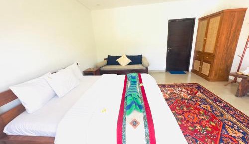 King Room with Pool View